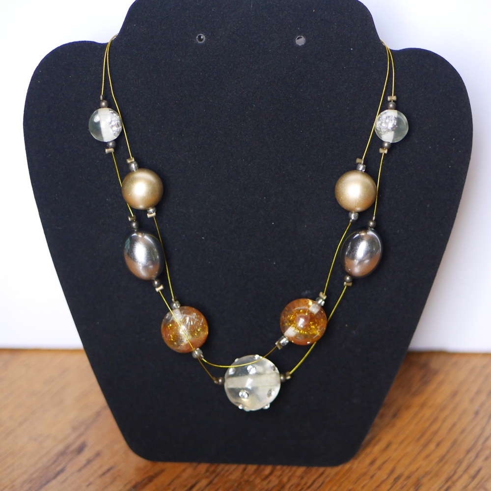 Gold bauble necklace NWOT